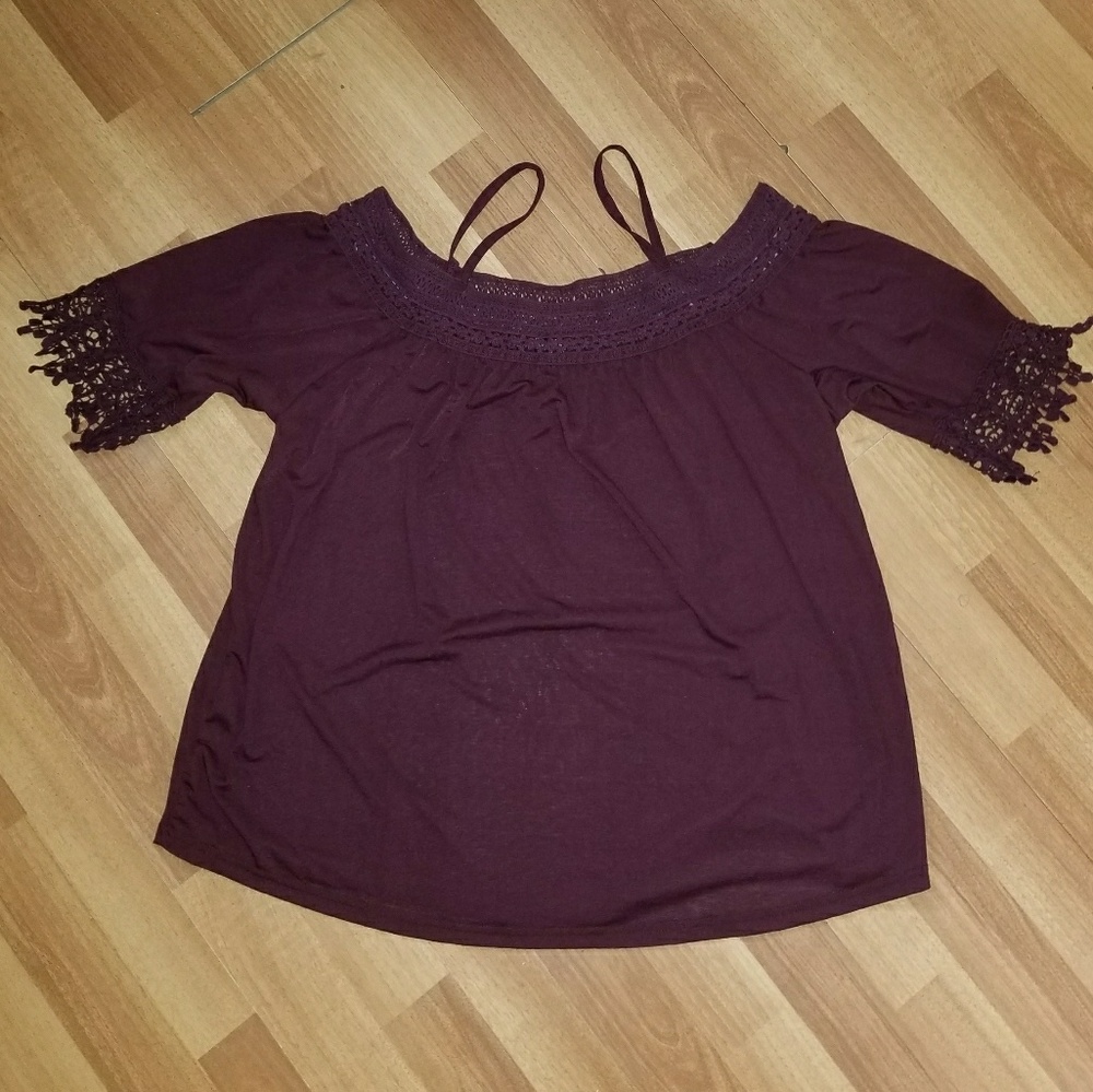 New Rue21 Maroon Blouse